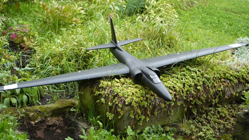 U-2