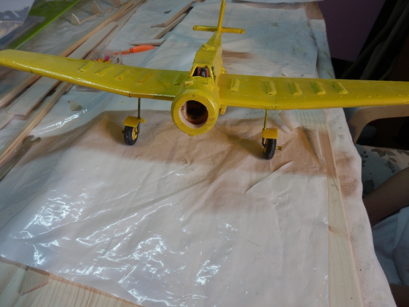 Mini Zlín z-37 Čmelák