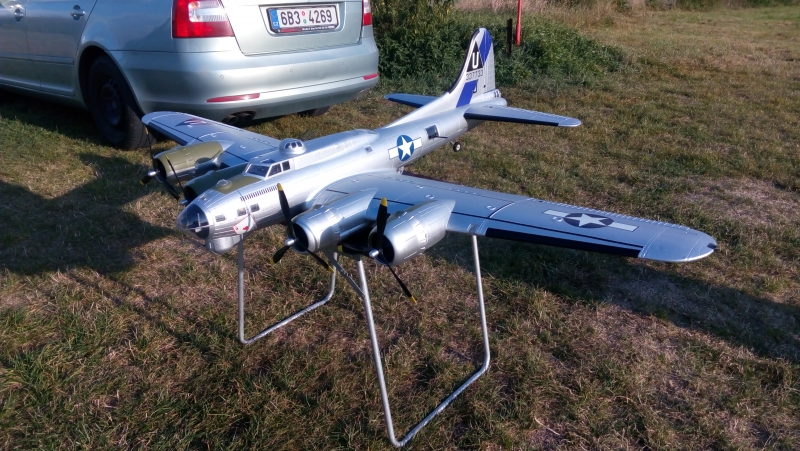 Boening B - 17 G "Ace of Hearths"