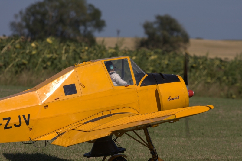 Čmelda už i s pilotem