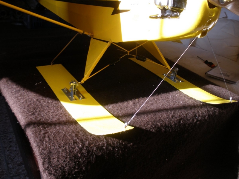 PIPER J 3 Cub 40 ARF