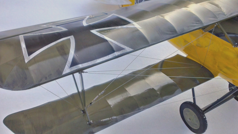 Albatros D.V