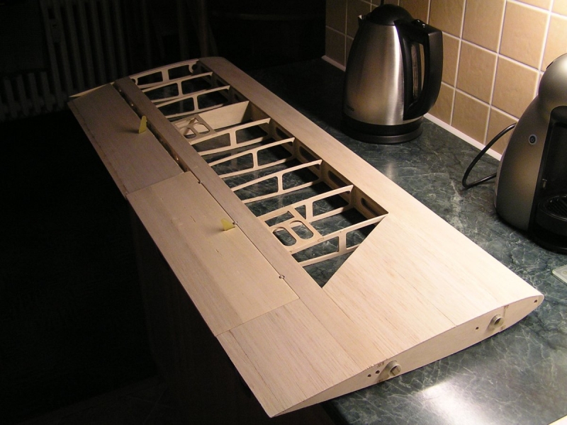 Bellanca Decathlon 2.4m