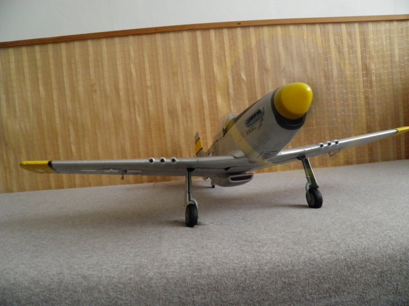 Mustang P 51d Podvozek