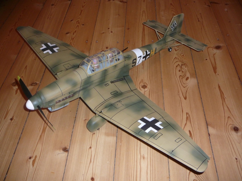 Junkers Ju 87B - STUKA