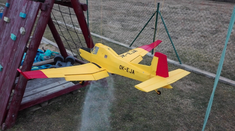 Z-137A Turbočmelak