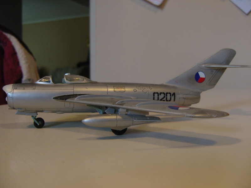 MiG-17PF