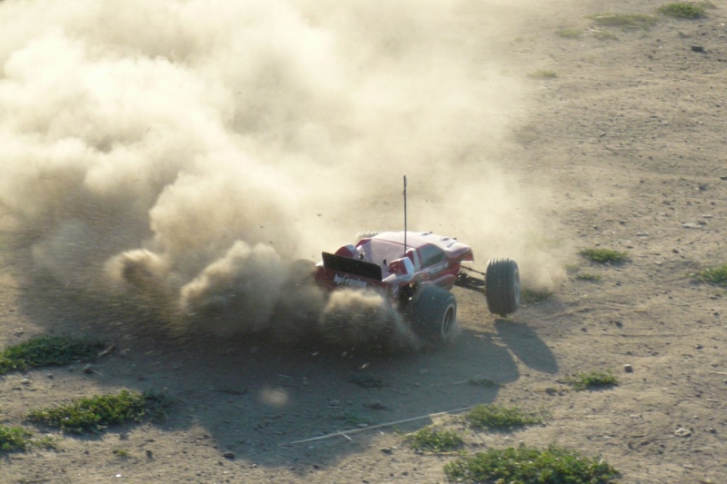 HPI E-Firestorm Flux