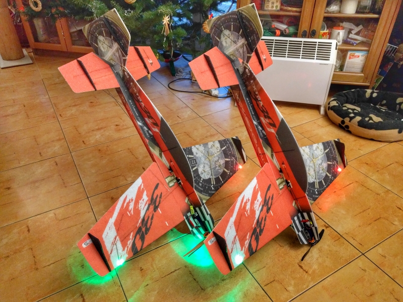 Extra 330 LT
