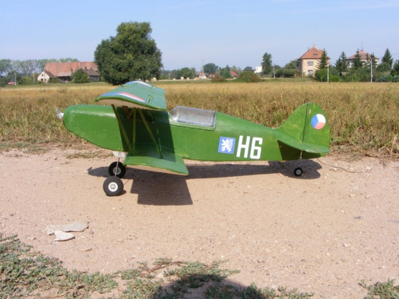 Avia B-534