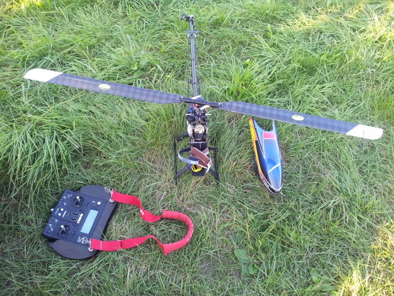 LA 700
