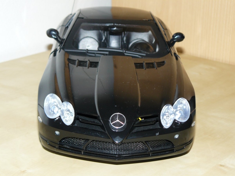 Mercedes Benz SLR