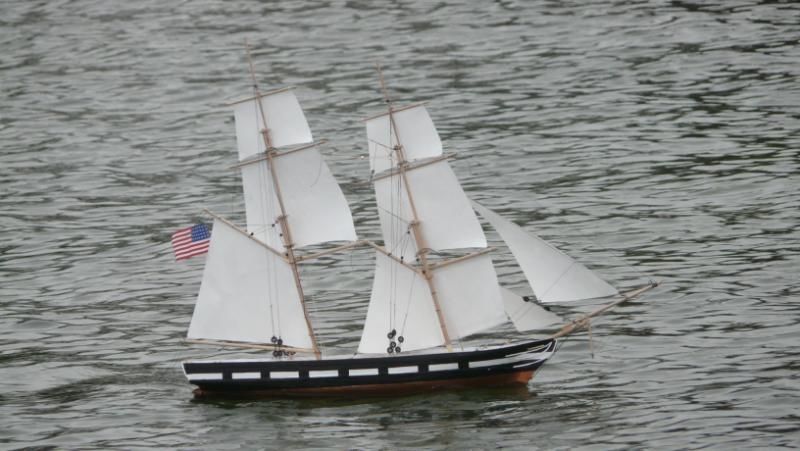 Brig Somers plachtici