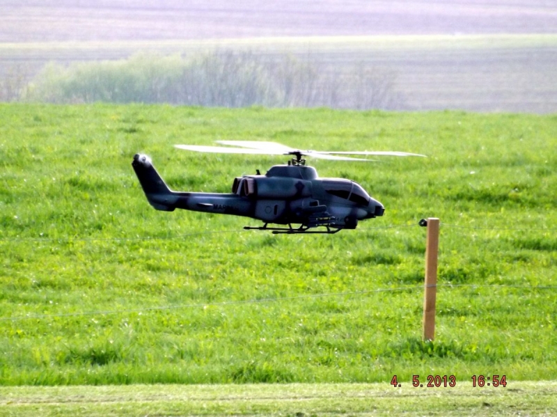 AH-1 Cobra Z1