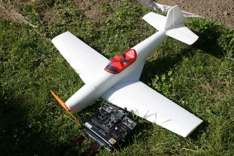 Zlín Z-526 AFS "kraťas"