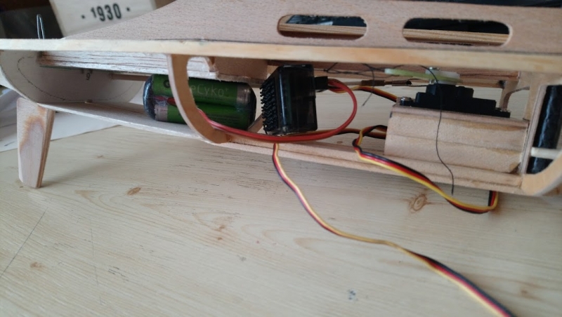 Plachetnice Monika 1/2