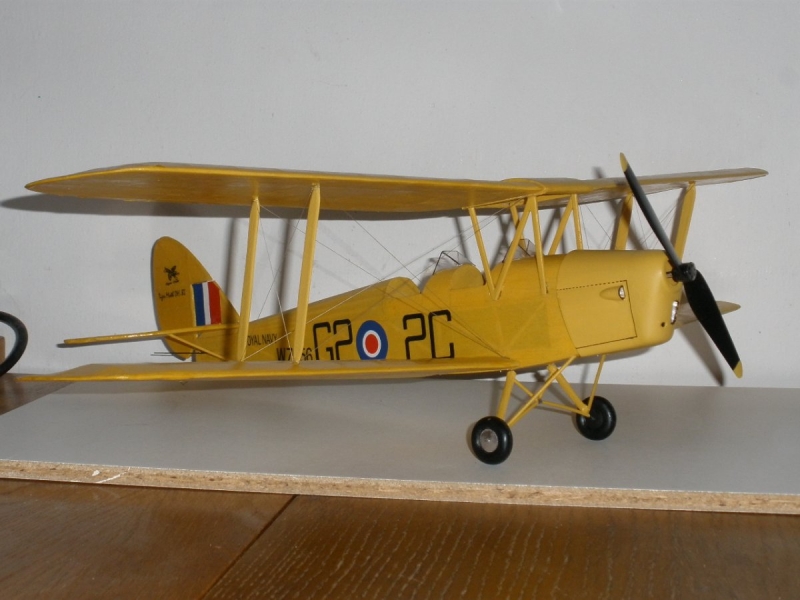 D.H-82 Tiger Moth