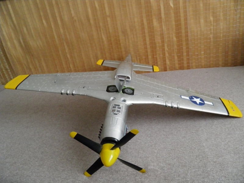Mustang P 51d Podvozek