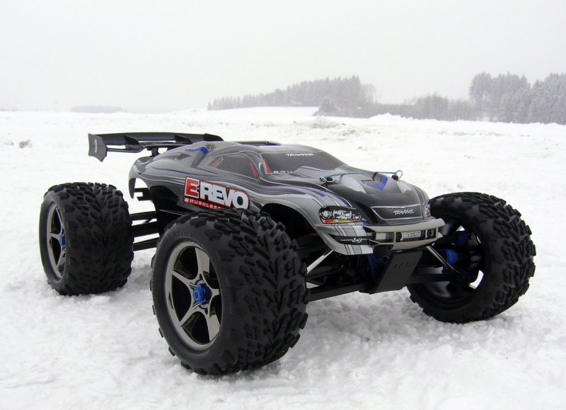 E-Revo Brushless (#5608)