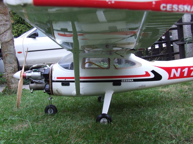 Cessna 182 SkyLane