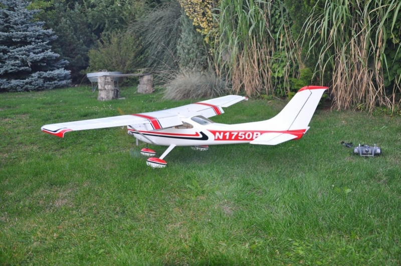 Cessna 182 skylane 2100mm