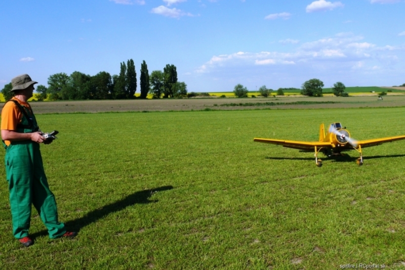 Z-37 Čmelák- už konečně lítáme