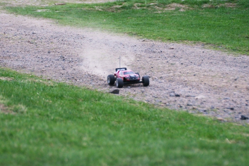 HPI E-Firestorm Flux