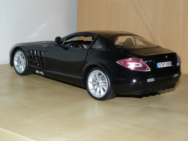 Mercedes Benz SLR