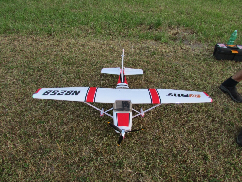 CESSNA 182 Sky Trainer