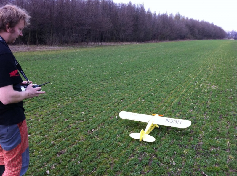 Piper Cub J-3C - PRODANO