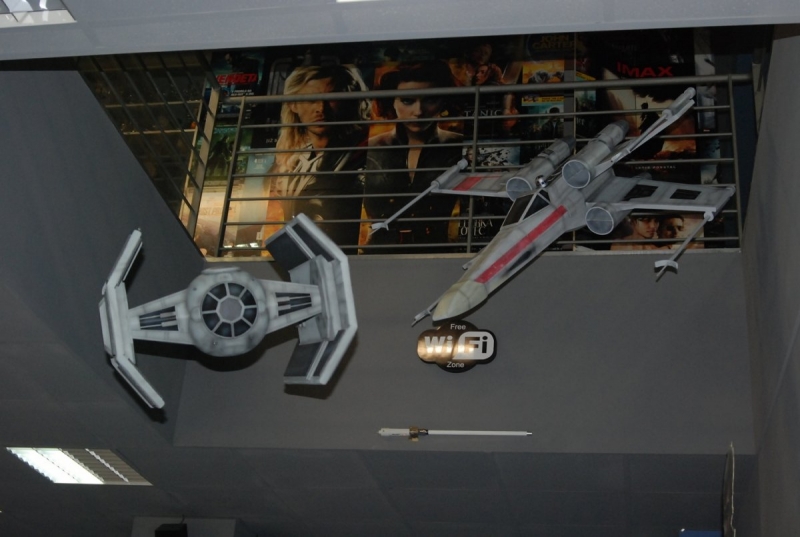 X - wing fighter