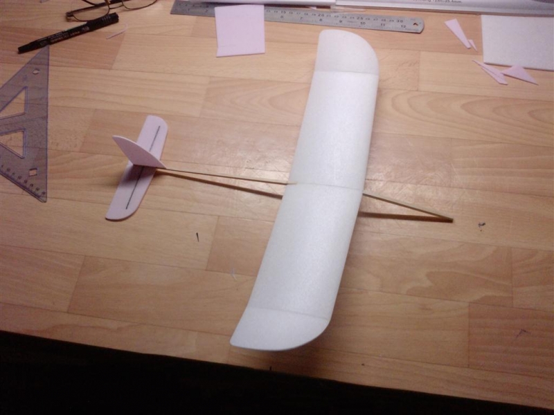 F1N Gamma - halové hádzadlo