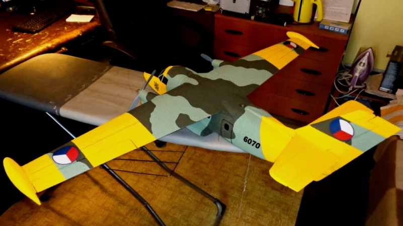 L - 410 Turbolet   UVP - E14