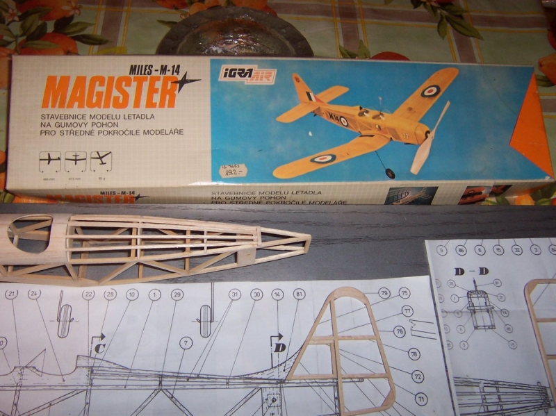 MAGISTER MILES - M - 14