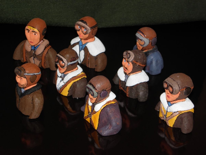 Piloti - figurky pilotů