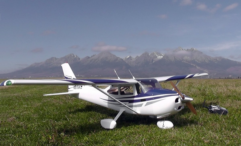 Cessna 182