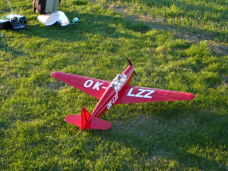 Zlín Z-12
