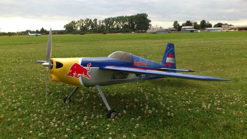 Edge 540 Red Bull