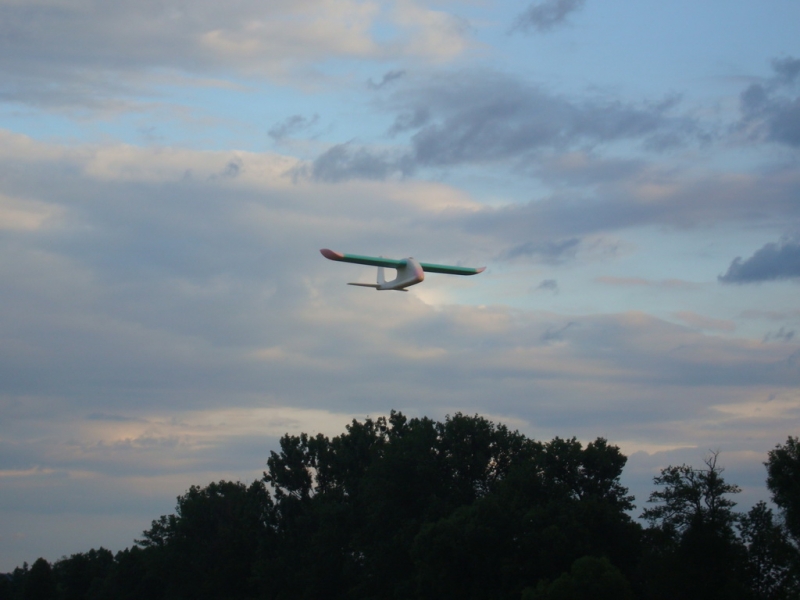 Depronový tréner PIÁNKO