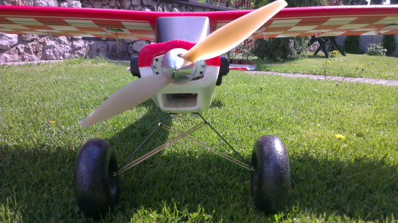 Funcub 1400