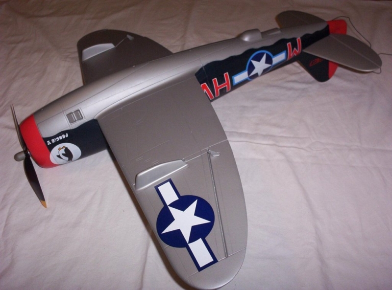  P–47 THUNDERBOLT