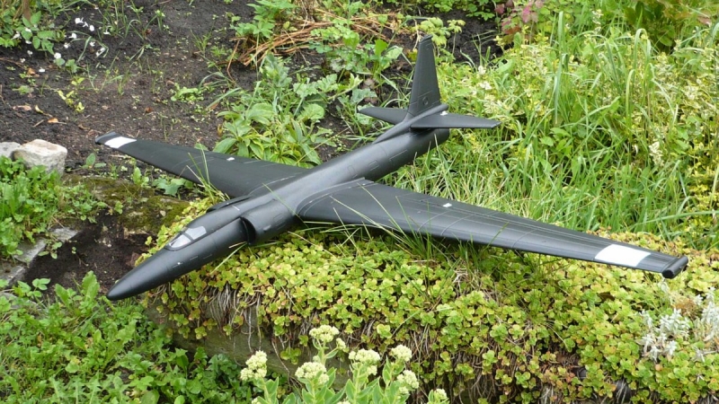 U-2