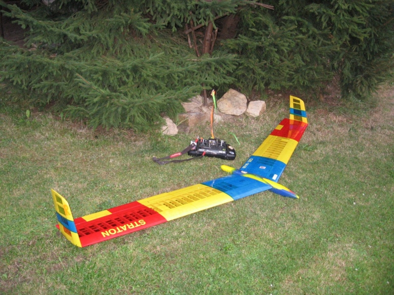 SAMOKŘÍDLO STRATON