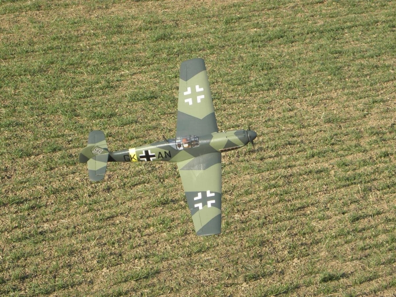 Messerschmitt Bf-109E s nosným