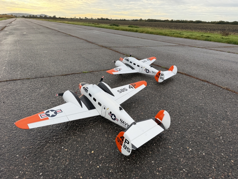 Beechcraft D18