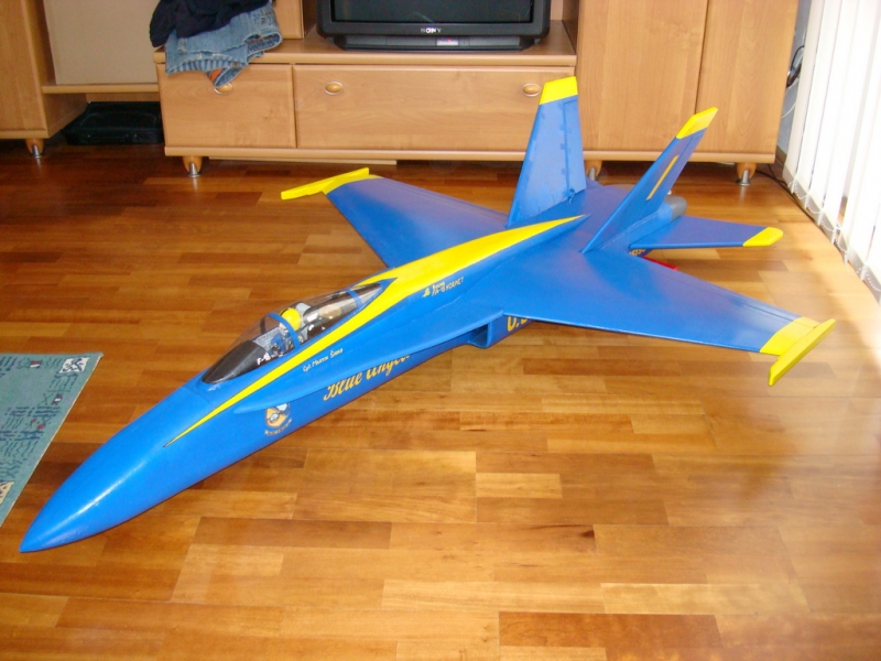 F-18 HORNET XXL parkjet