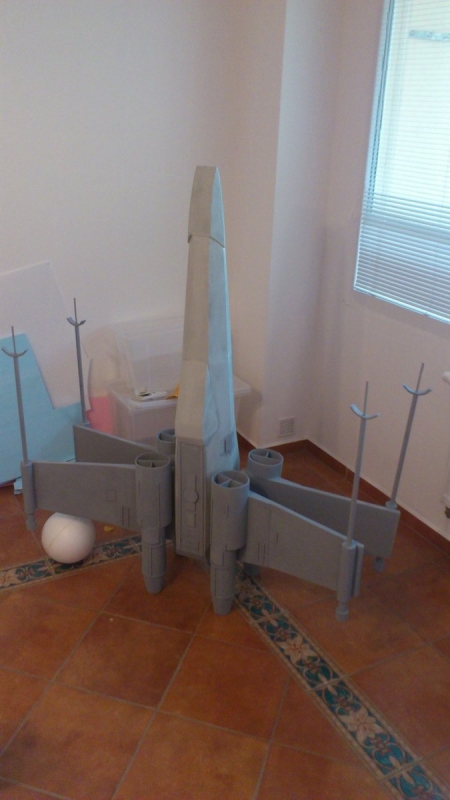 X - wing fighter