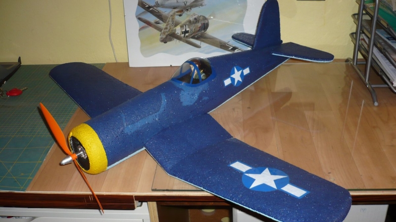 F4U Corsair 850mm