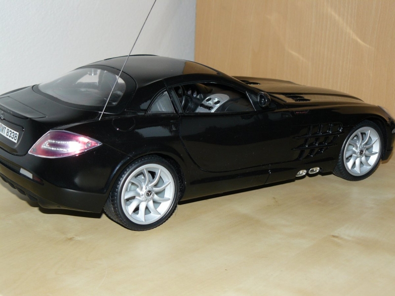 Mercedes Benz SLR