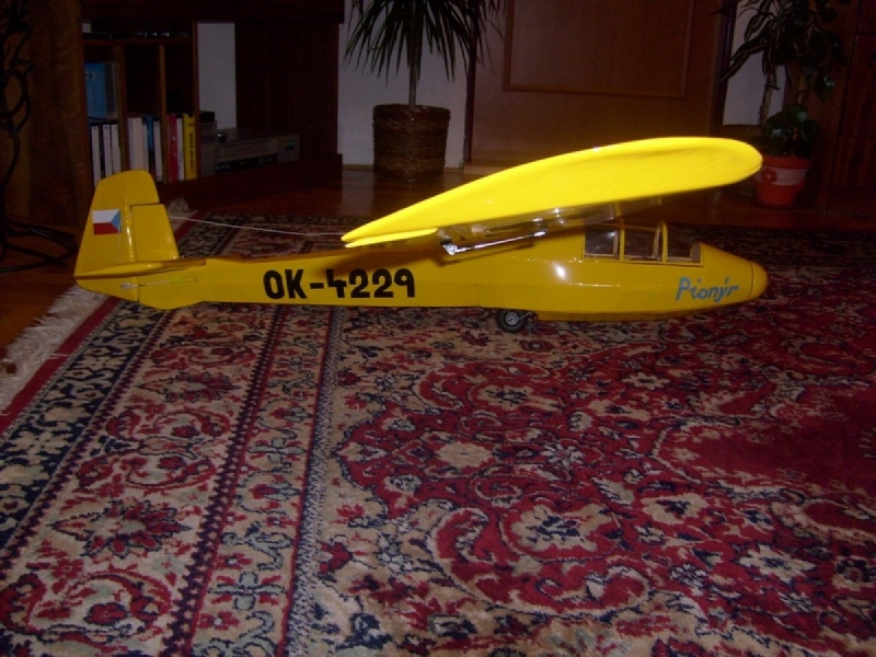 LF 109 Pionýr 2m